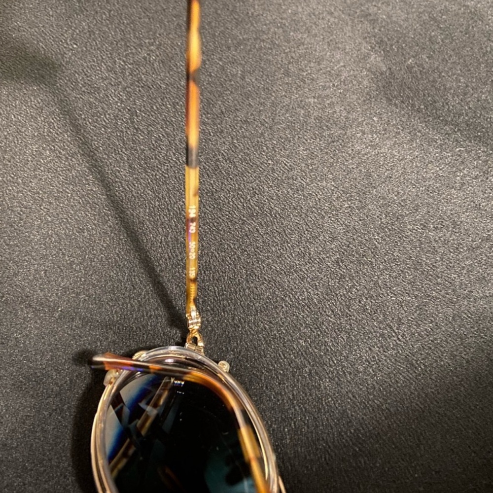 Emporio Armani Eyeglasses Gold Frame with Sunglass clip ons 194 743 50 20 135 - Picture 10 of 12